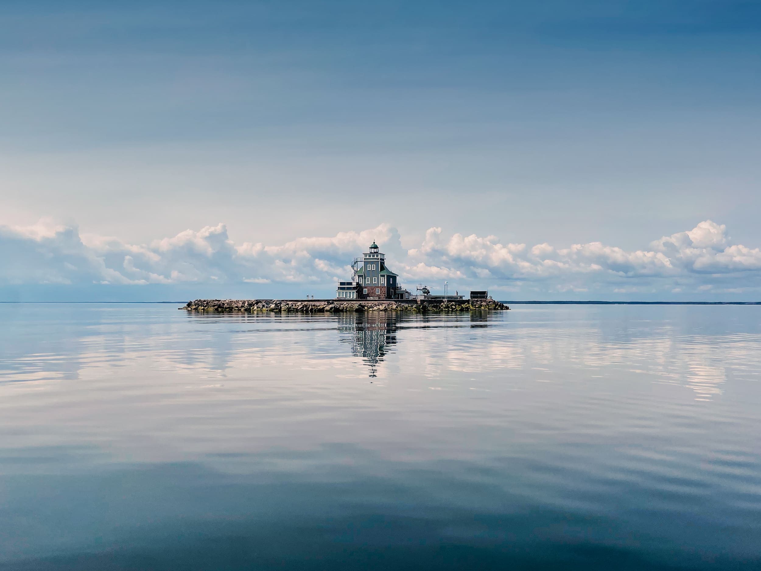 Dämmans fyr - exklusiva minnen där himmel möter hav